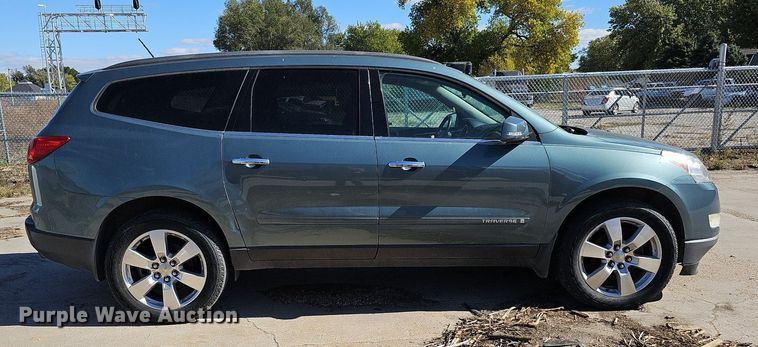 image for item MH9431 2009 Chevrolet Traverse LT  SUV