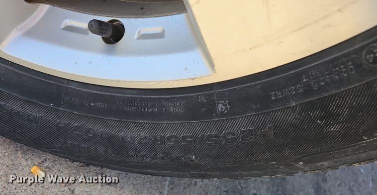 image for item MH9431 2009 Chevrolet Traverse LT  SUV