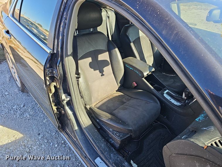 image for item MH9433 2012 Chevrolet Malibu LT