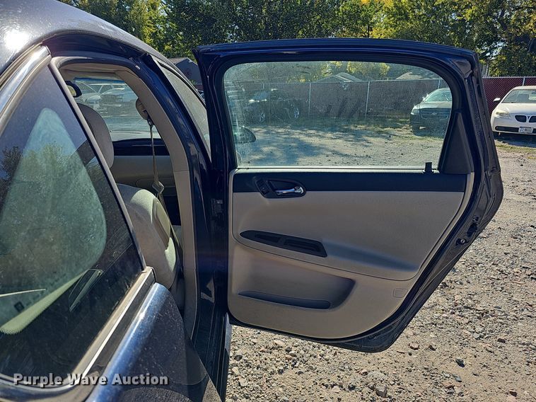 image for item MH9434 2011 Chevrolet Impala LS