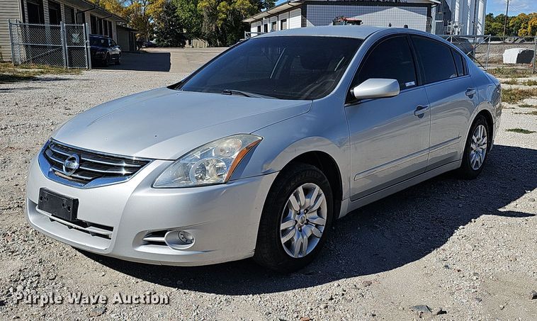 image for item MH9437 2012 Nissan Altima