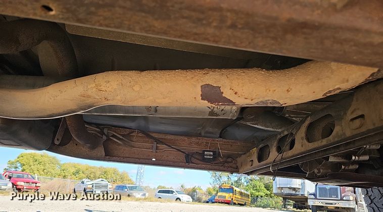 image for item MH9438 2004 Chevrolet Silverado 1500  Ext. Cab pickup truck