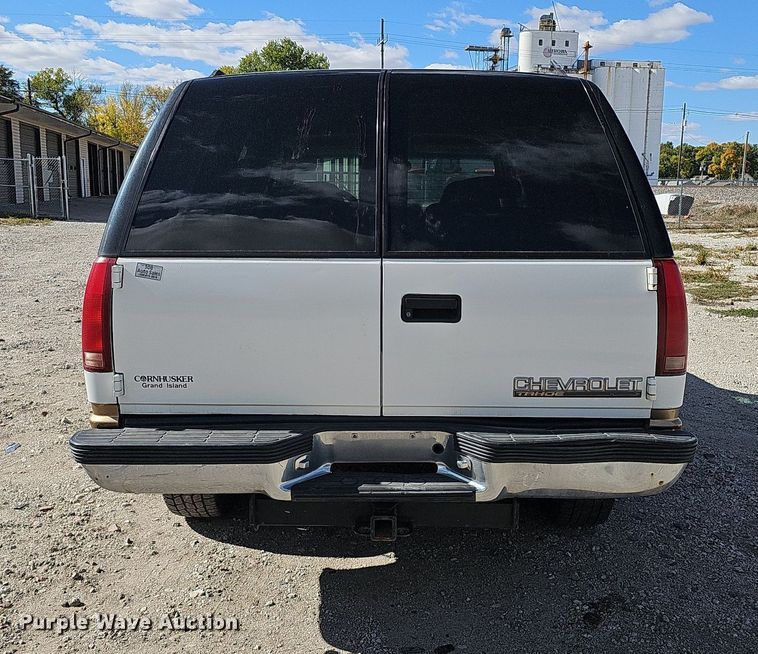 image for item MH9440 1999 Chevrolet Tahoe LS  SUV