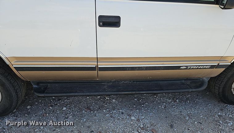 image for item MH9440 1999 Chevrolet Tahoe LS  SUV