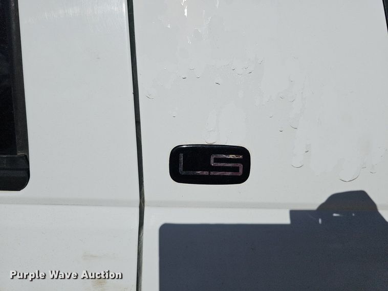 image for item MH9440 1999 Chevrolet Tahoe LS  SUV