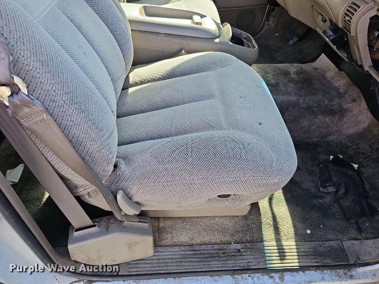 image for item MH9440 1999 Chevrolet Tahoe LS  SUV