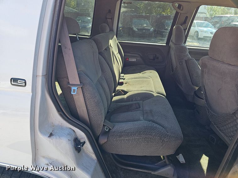 image for item MH9440 1999 Chevrolet Tahoe LS  SUV