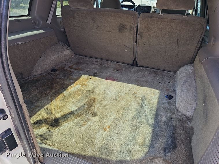 image for item MH9440 1999 Chevrolet Tahoe LS  SUV