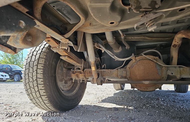 image for item MH9440 1999 Chevrolet Tahoe LS  SUV