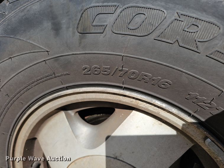 image for item MH9440 1999 Chevrolet Tahoe LS  SUV