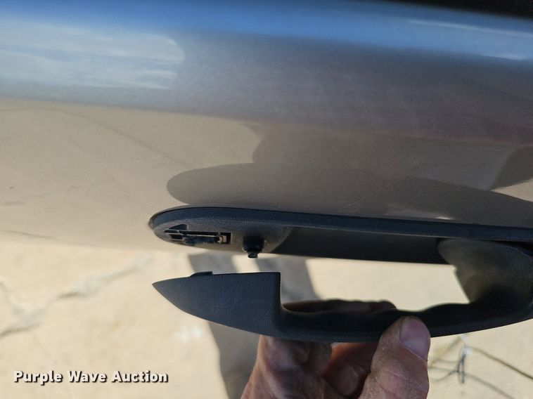 image for item MH9441 2004 Ford Explorer XLT  SUV