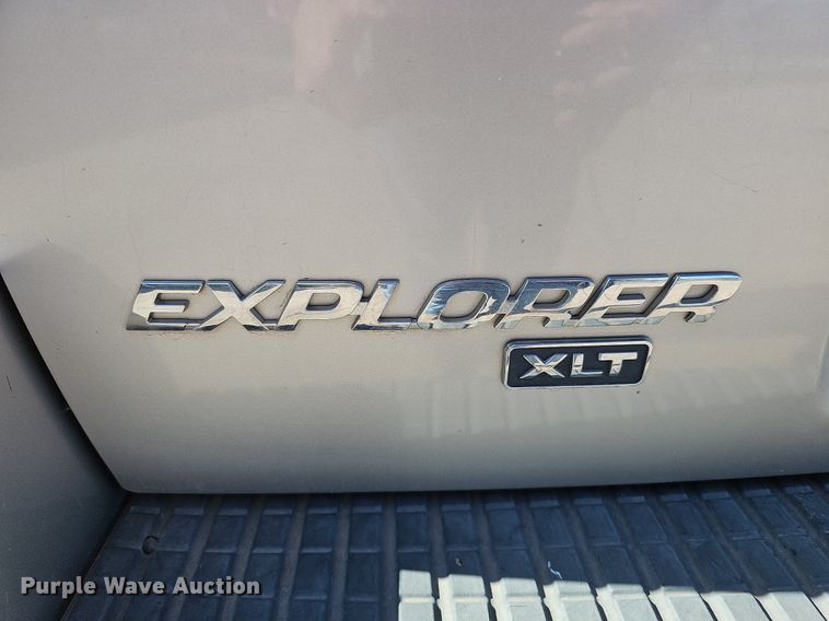 image for item MH9441 2004 Ford Explorer XLT  SUV