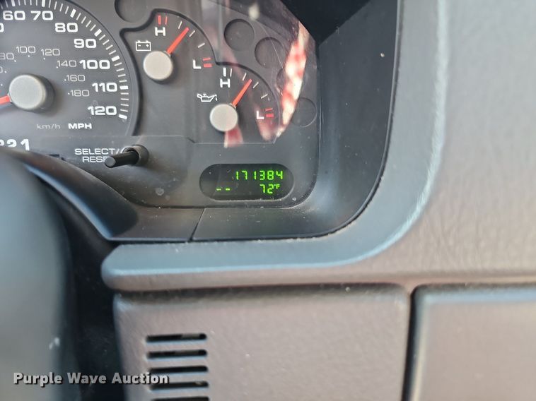 image for item MH9441 2004 Ford Explorer XLT  SUV