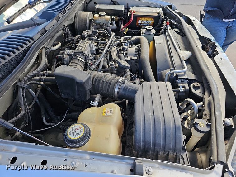 image for item MH9441 2004 Ford Explorer XLT  SUV