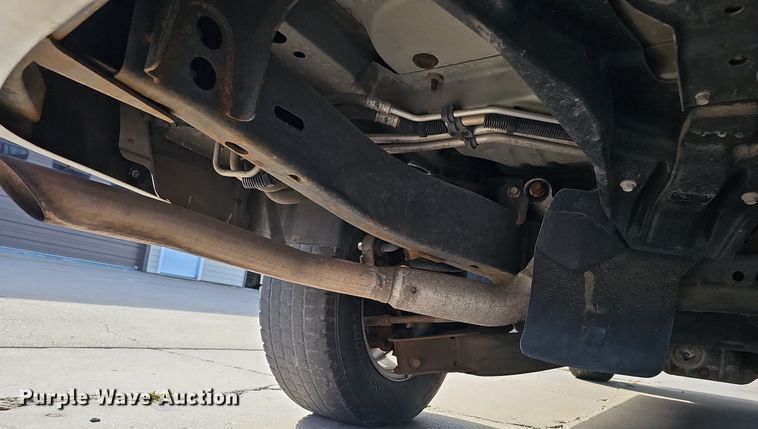 image for item MH9441 2004 Ford Explorer XLT  SUV