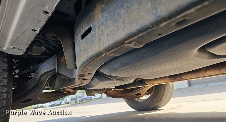 image for item MH9441 2004 Ford Explorer XLT  SUV