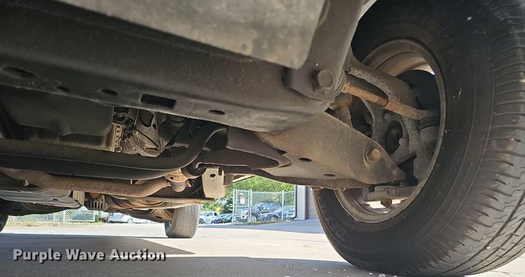 image for item MH9441 2004 Ford Explorer XLT  SUV