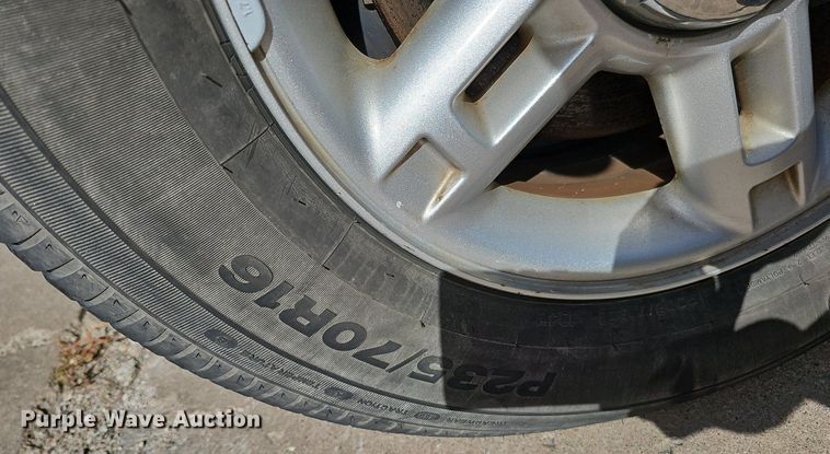 image for item MH9441 2004 Ford Explorer XLT  SUV