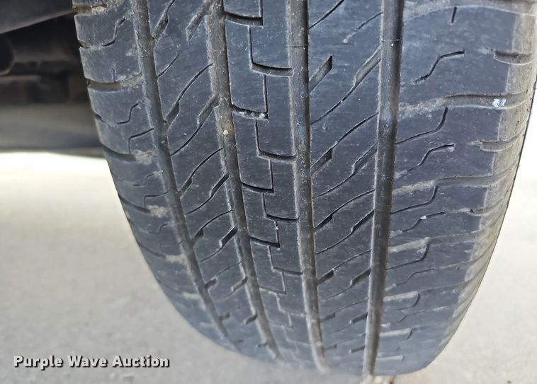 image for item MH9441 2004 Ford Explorer XLT  SUV