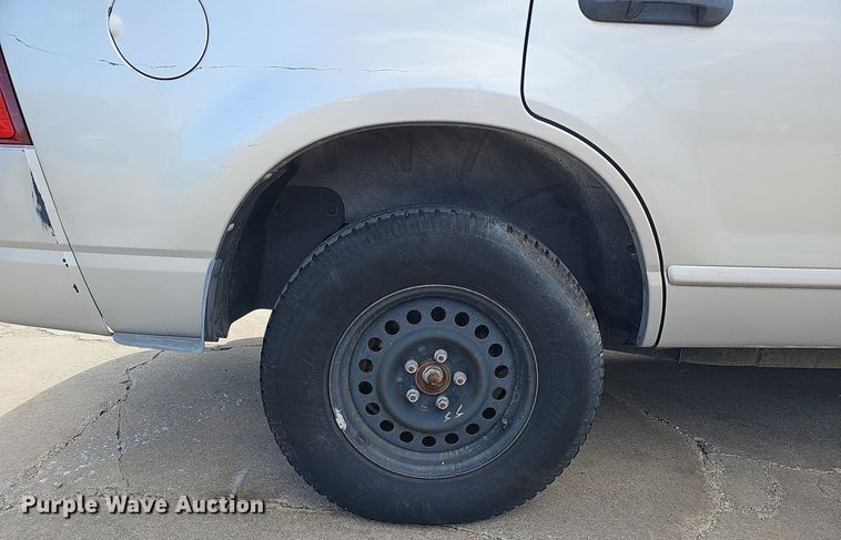 image for item MH9441 2004 Ford Explorer XLT  SUV