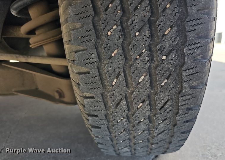 image for item MH9441 2004 Ford Explorer XLT  SUV