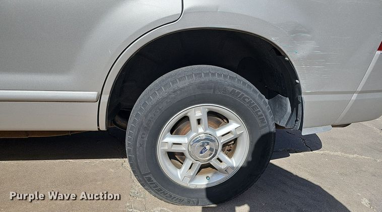 image for item MH9441 2004 Ford Explorer XLT  SUV