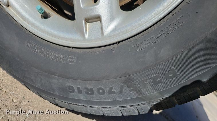 image for item MH9441 2004 Ford Explorer XLT  SUV