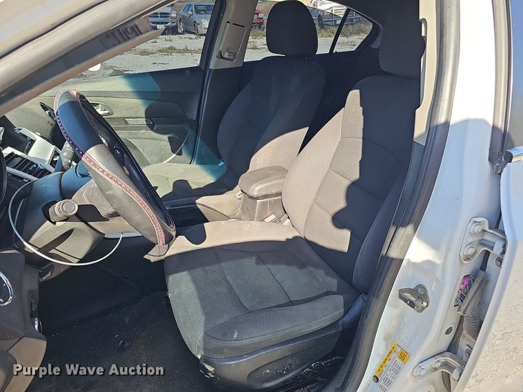 image for item MH9442 2012 Chevrolet Cruze LT