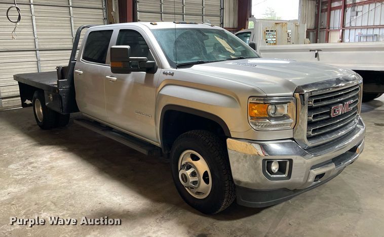 image for item MI9740 2016 GMC Sierra 3500HD  Crew Cab bale bed pickup truck