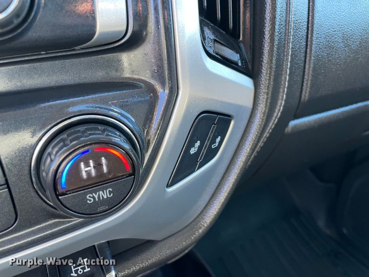 image for item MI9740 2016 GMC Sierra 3500HD  Crew Cab bale bed pickup truck