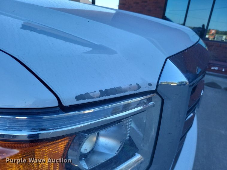 image for item MI9796 2014 GMC Sierra 1500 SLT  Crew Cab pickup truck