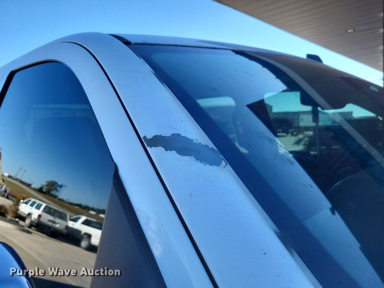 image for item MI9796 2014 GMC Sierra 1500 SLT  Crew Cab pickup truck