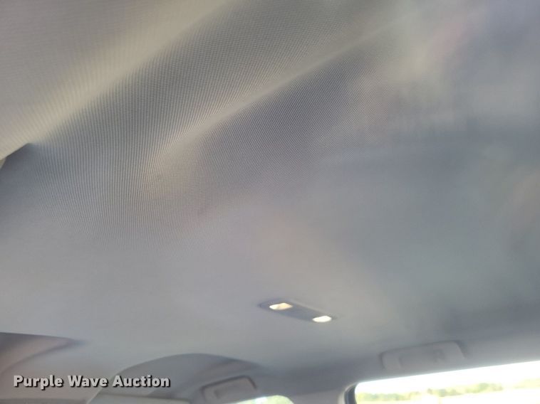 image for item MI9796 2014 GMC Sierra 1500 SLT  Crew Cab pickup truck