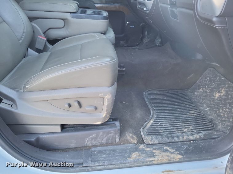 image for item MI9796 2014 GMC Sierra 1500 SLT  Crew Cab pickup truck