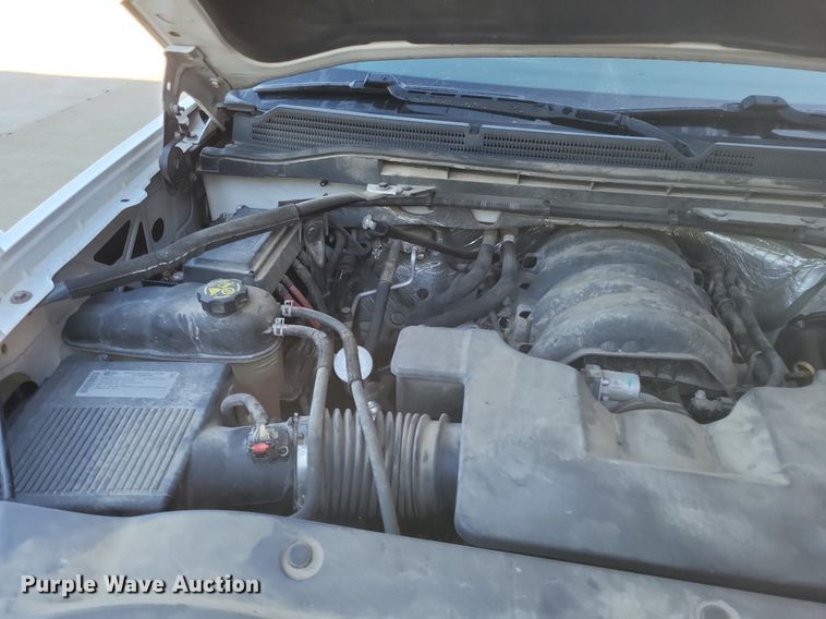 image for item MI9796 2014 GMC Sierra 1500 SLT  Crew Cab pickup truck