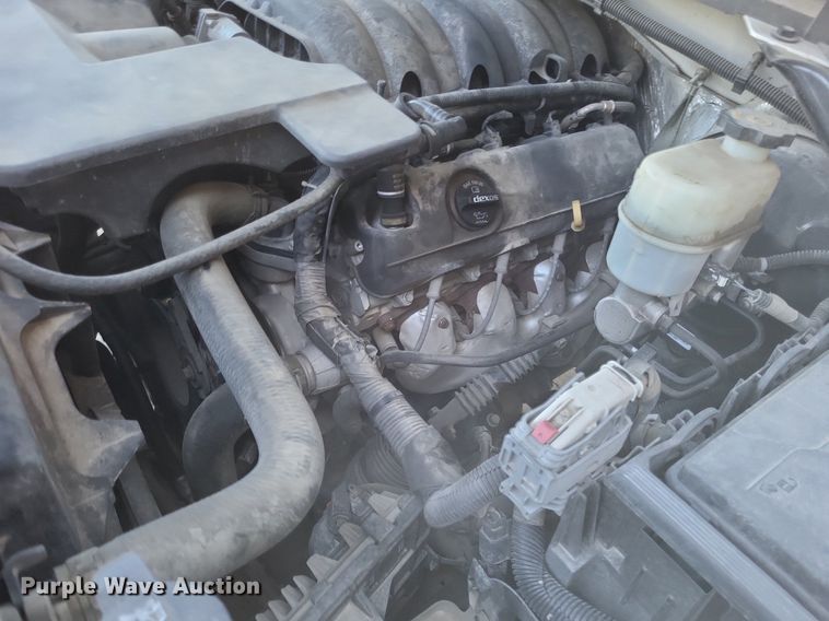 image for item MI9796 2014 GMC Sierra 1500 SLT  Crew Cab pickup truck