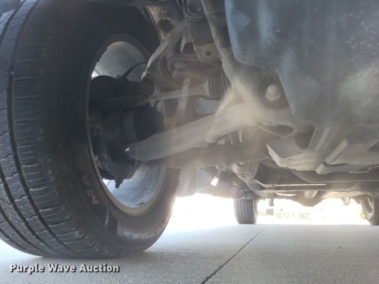 image for item MI9796 2014 GMC Sierra 1500 SLT  Crew Cab pickup truck