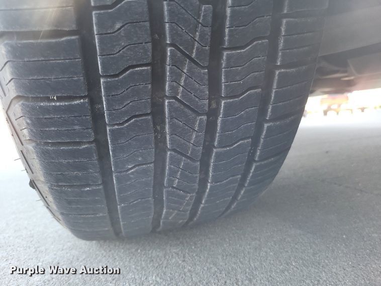 image for item MI9796 2014 GMC Sierra 1500 SLT  Crew Cab pickup truck