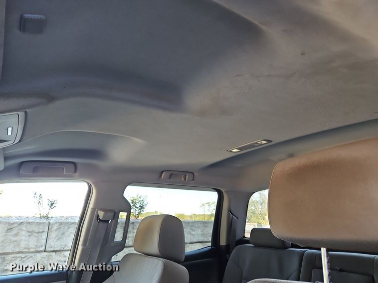 image for item MI9797 2014 Chevrolet Silverado 1500  Crew Cab pickup truck