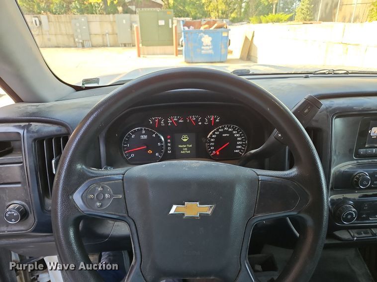 image for item MI9797 2014 Chevrolet Silverado 1500  Crew Cab pickup truck