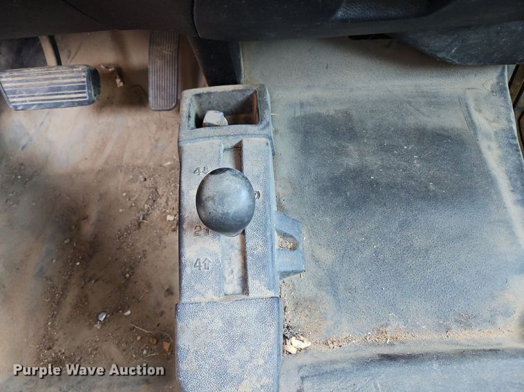 image for item MI9797 2014 Chevrolet Silverado 1500  Crew Cab pickup truck