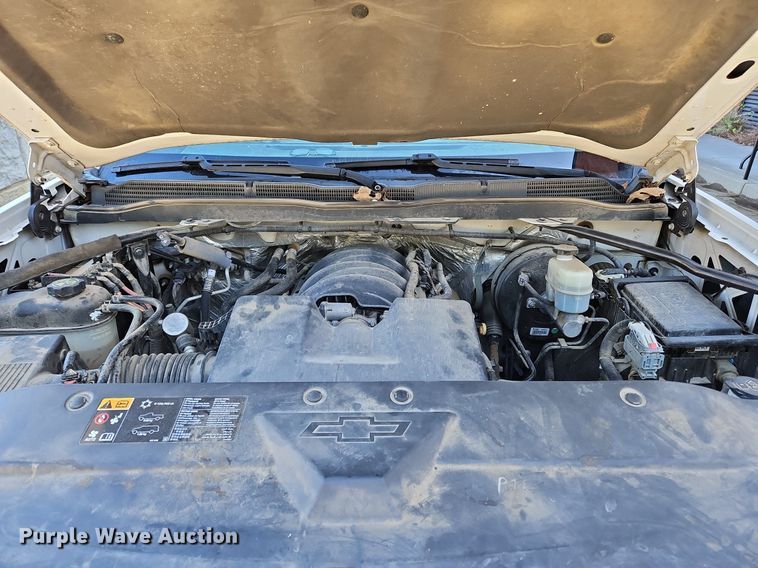 image for item MI9797 2014 Chevrolet Silverado 1500  Crew Cab pickup truck