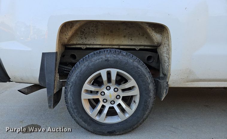 image for item MI9797 2014 Chevrolet Silverado 1500  Crew Cab pickup truck