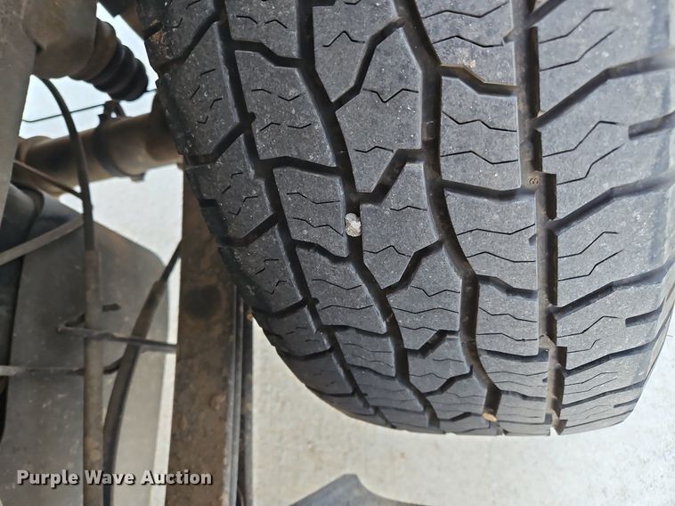 image for item MI9797 2014 Chevrolet Silverado 1500  Crew Cab pickup truck