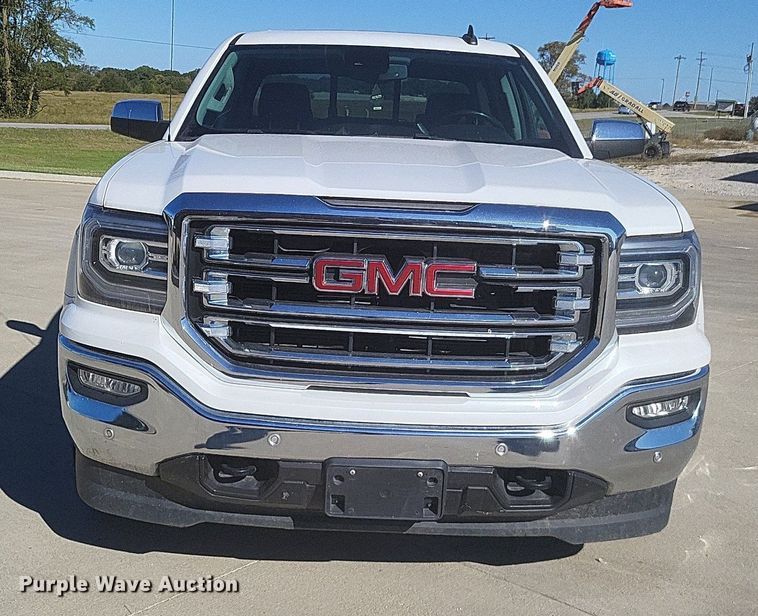 image for item MI9799 2018 GMC Sierra 1500 SLT  Crew Cab pickup truck
