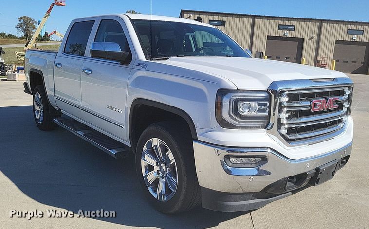 image for item MI9799 2018 GMC Sierra 1500 SLT  Crew Cab pickup truck