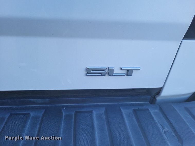 image for item MI9799 2018 GMC Sierra 1500 SLT  Crew Cab pickup truck