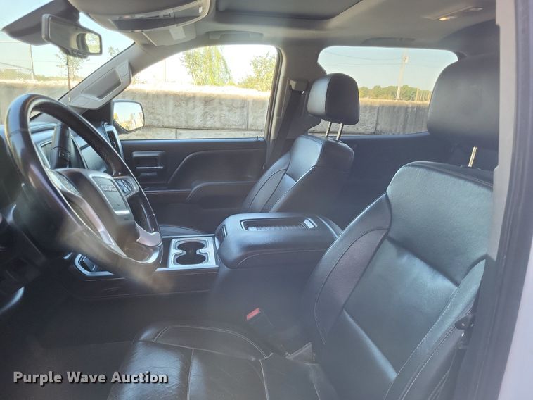 image for item MI9799 2018 GMC Sierra 1500 SLT  Crew Cab pickup truck