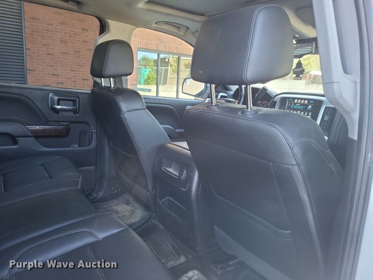 image for item MI9799 2018 GMC Sierra 1500 SLT  Crew Cab pickup truck