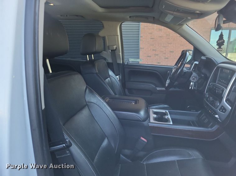 image for item MI9799 2018 GMC Sierra 1500 SLT  Crew Cab pickup truck